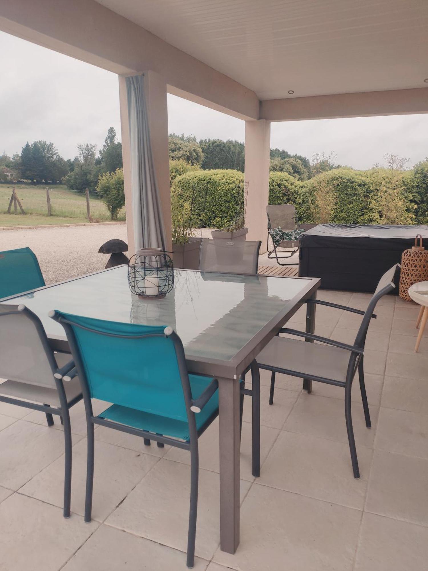 Maison 3 étoiles avec piscine et jacuzzi extérieur près de Sarlat Saint-Vincent-le-Paluel Extérieur photo